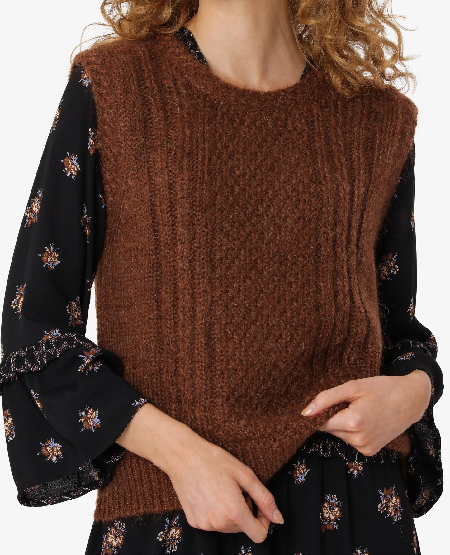 ESSENTIAL WINTER MOHAIR VEST