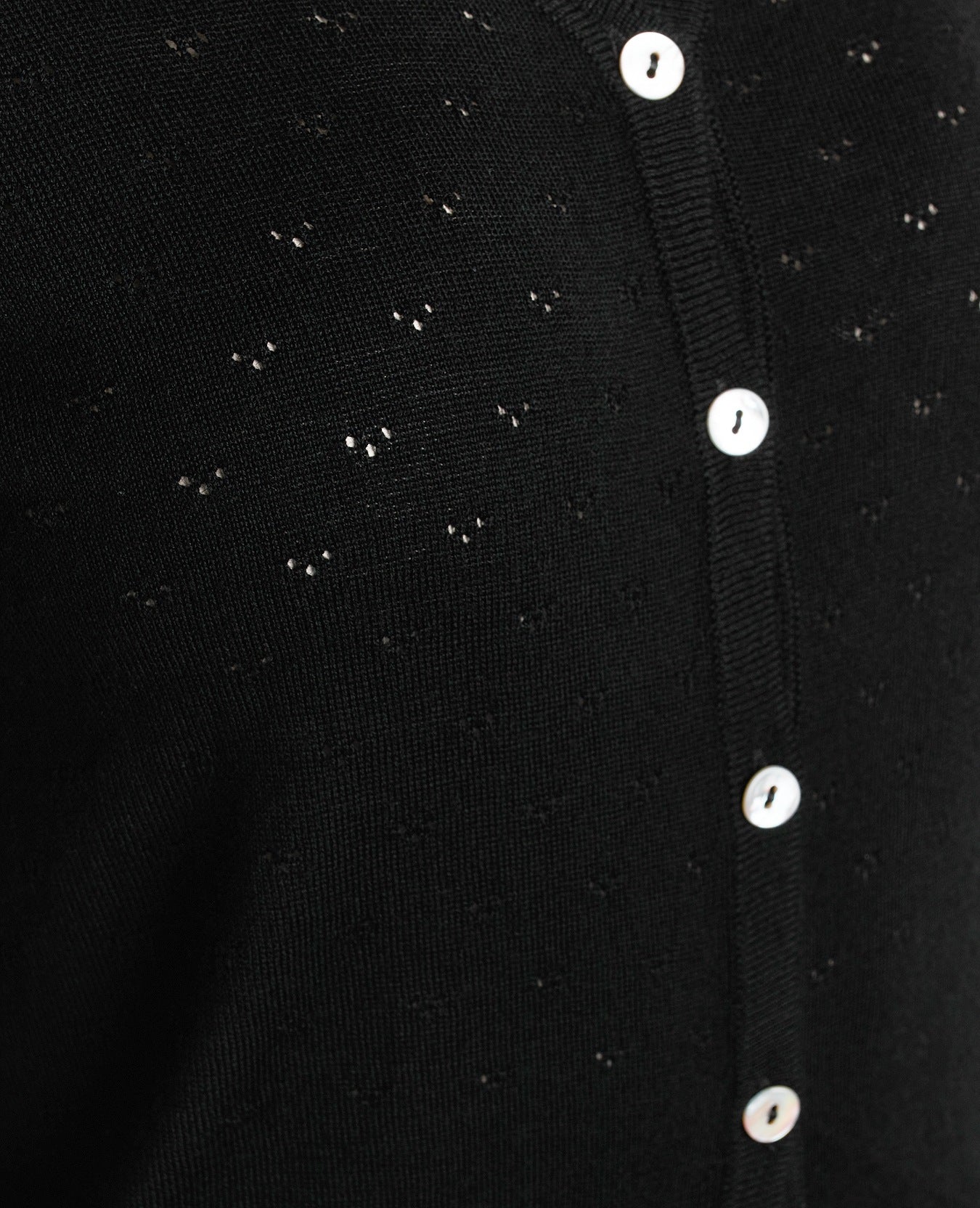 ESSENTIAL MERINO KNIT CARDIGAN
