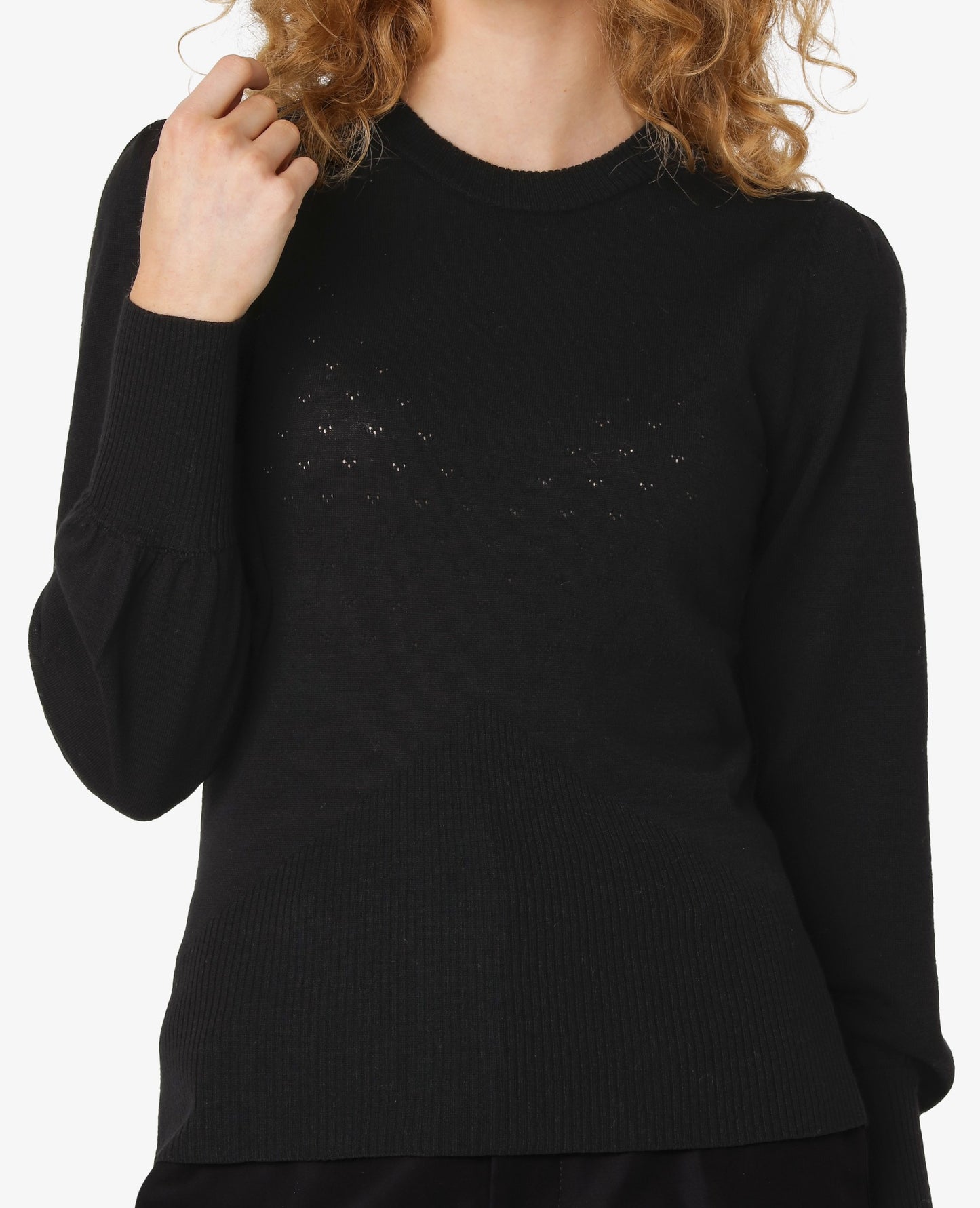 ESSENTIAL MERINO KNIT PULLOVER