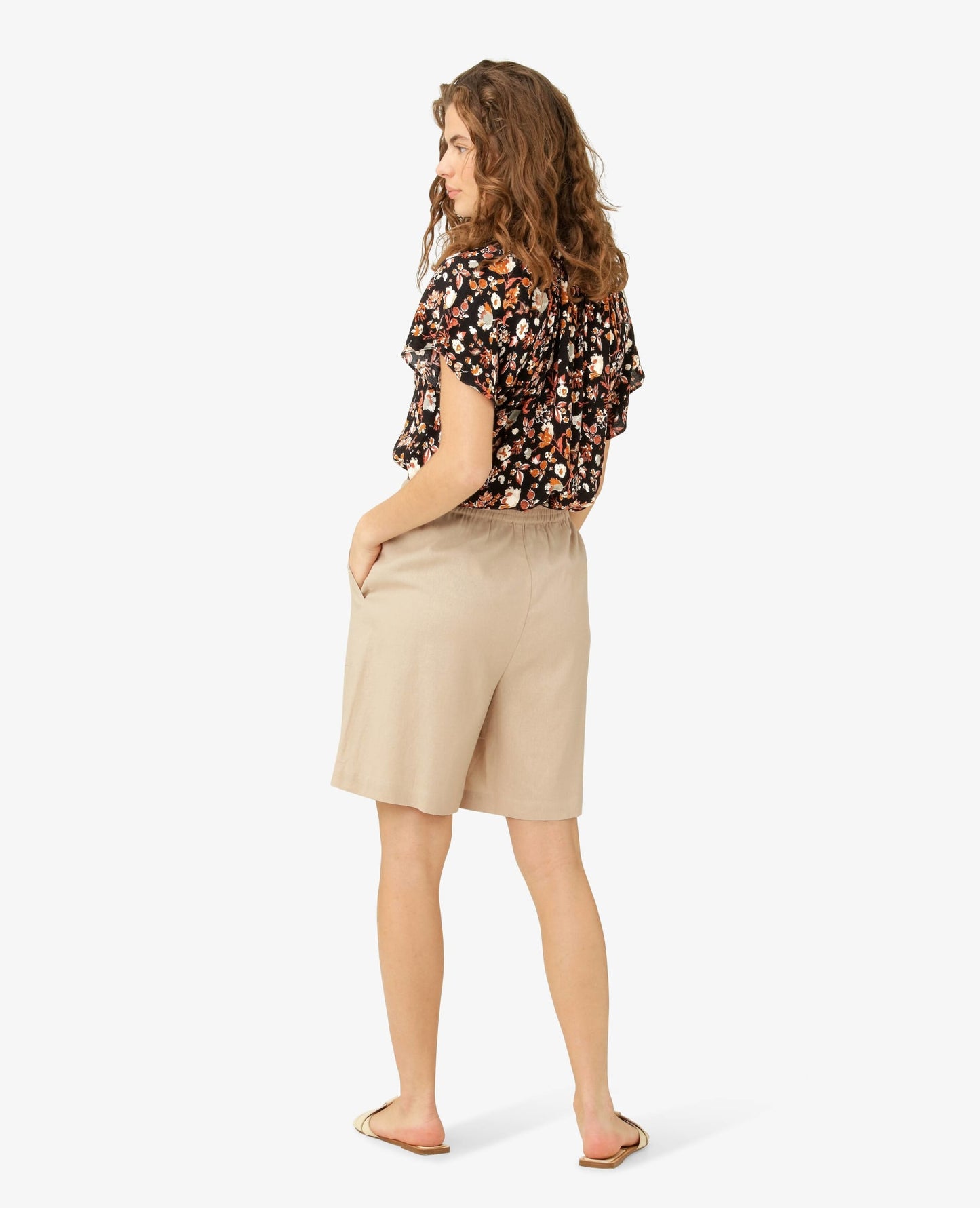 AMIRANN LINEN BLEND SHORTS