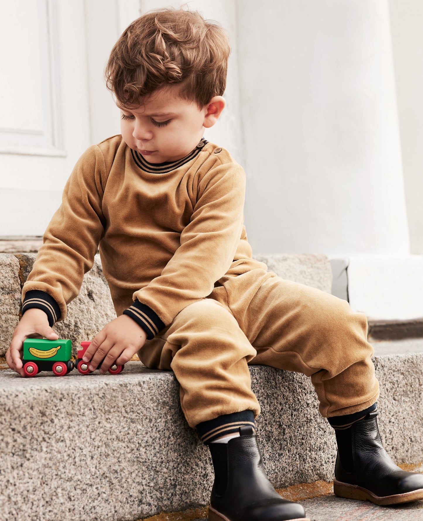 BOY VELVET JERSEY SWEATSHIRT