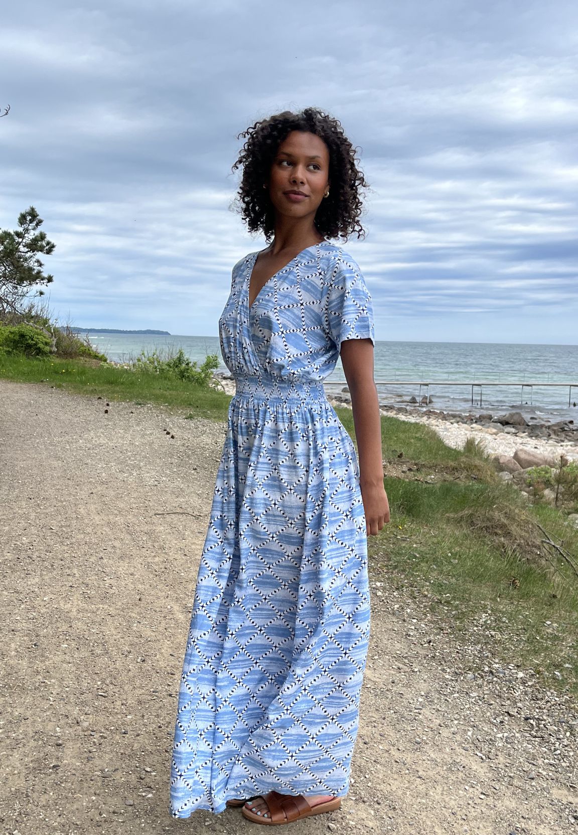 HANNIUM MAXI DRESS