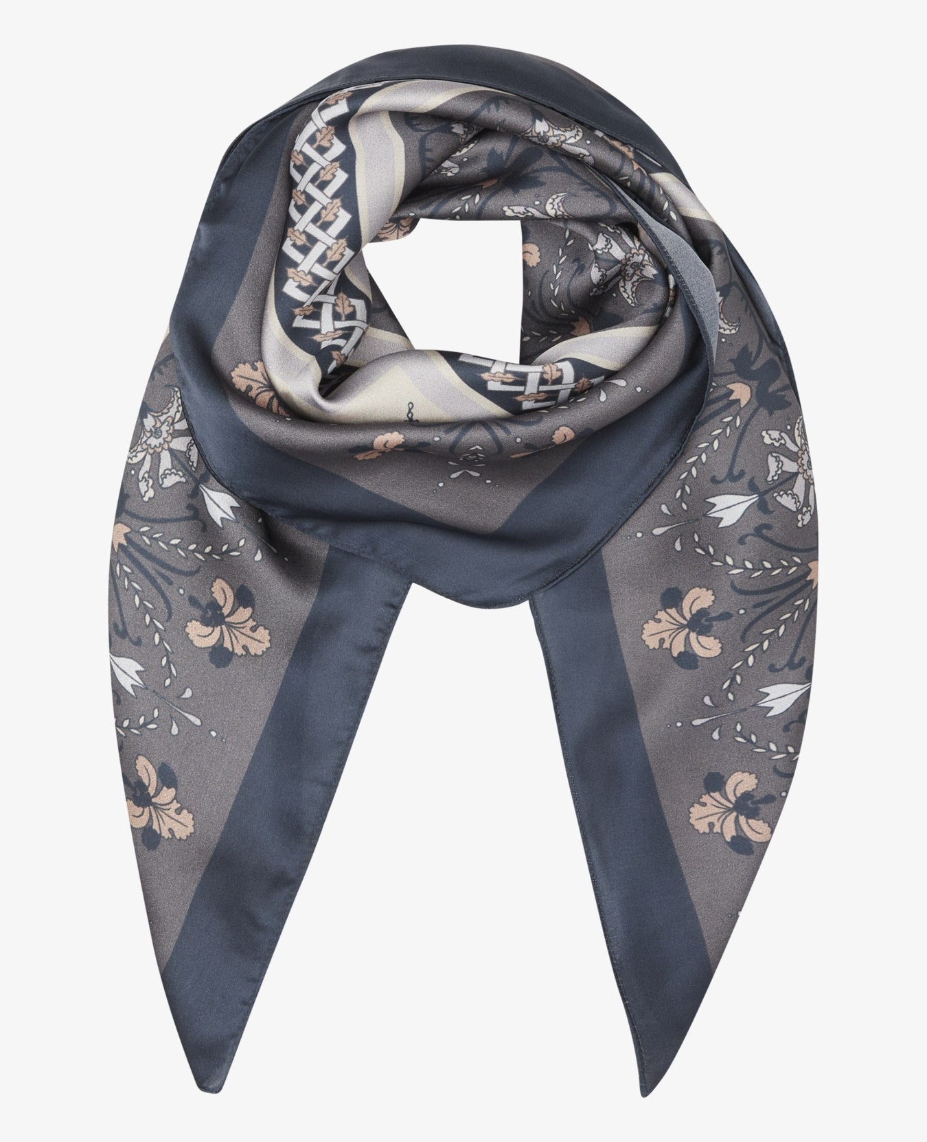 SUVIUM SCARF