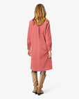 TRINENN FLØJLSKJOLE I ØKOLOGISK BOMULD Noa Noa Long sleeve dresses