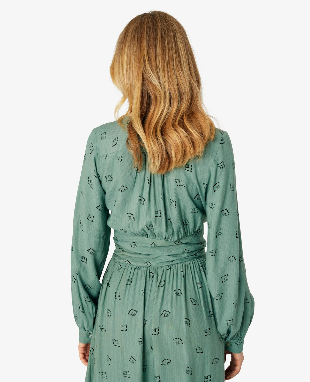 MOANN KJOLE I VISKOSE Noa Noa Long sleeve dresses
