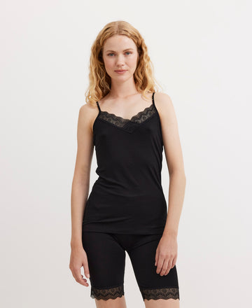 ALMANN BASIC JERSEY TOP WITH LACE