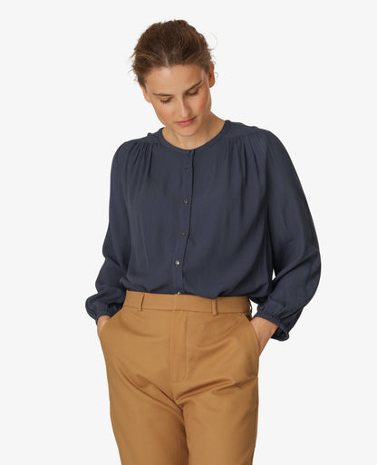 SOFT MOSS EASE SHIRT